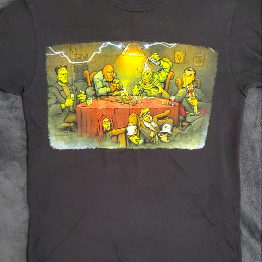 EUC Retro Vintage Monster Poker Card Game Halloween Novelty Tee Boys' Sz S 10/12